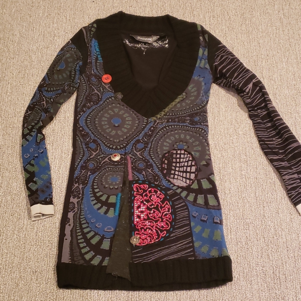 Desigual sweater